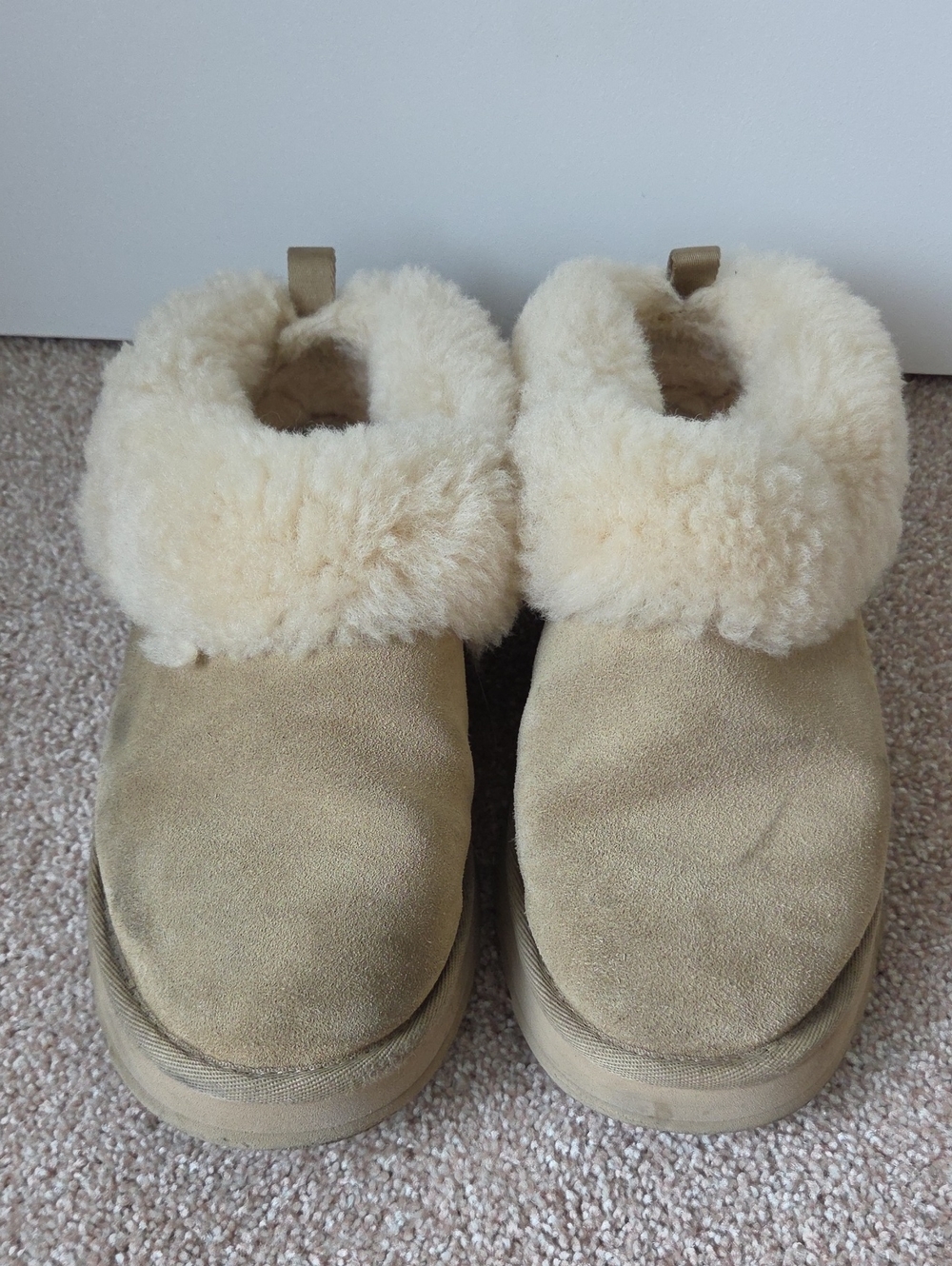 UGG Kids' Tazzelle Genuine Shearling Collar Slipper